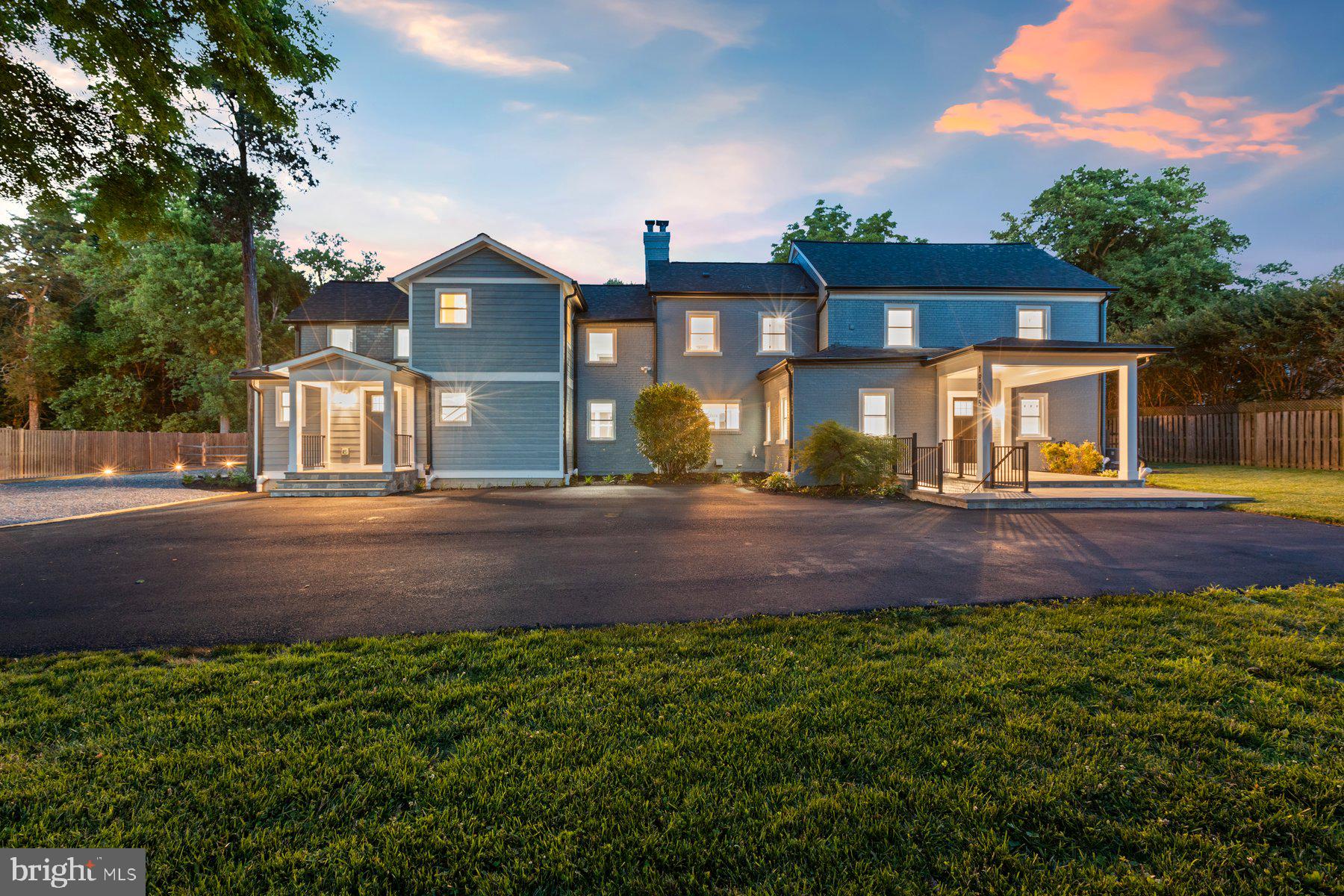 19025 GOLD MINE PLACE