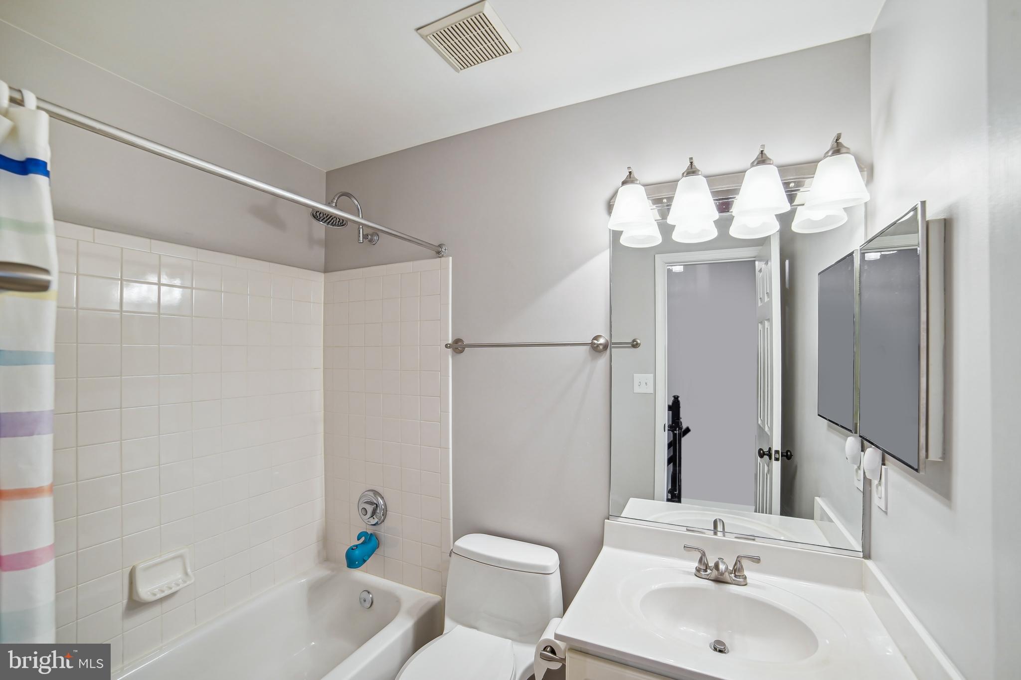 110 RIDGEPOINT PLACE