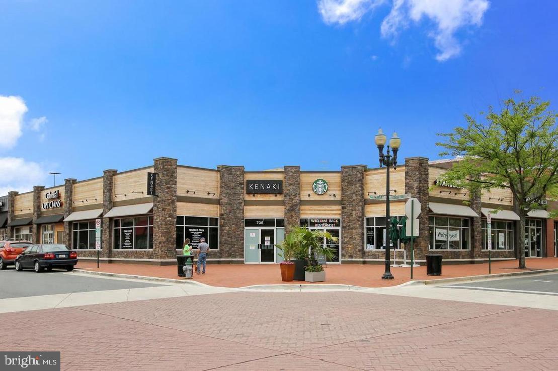 110 RIDGEPOINT PLACE