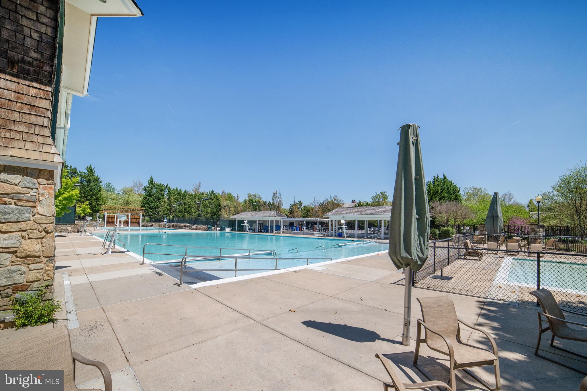 110 RIDGEPOINT PLACE