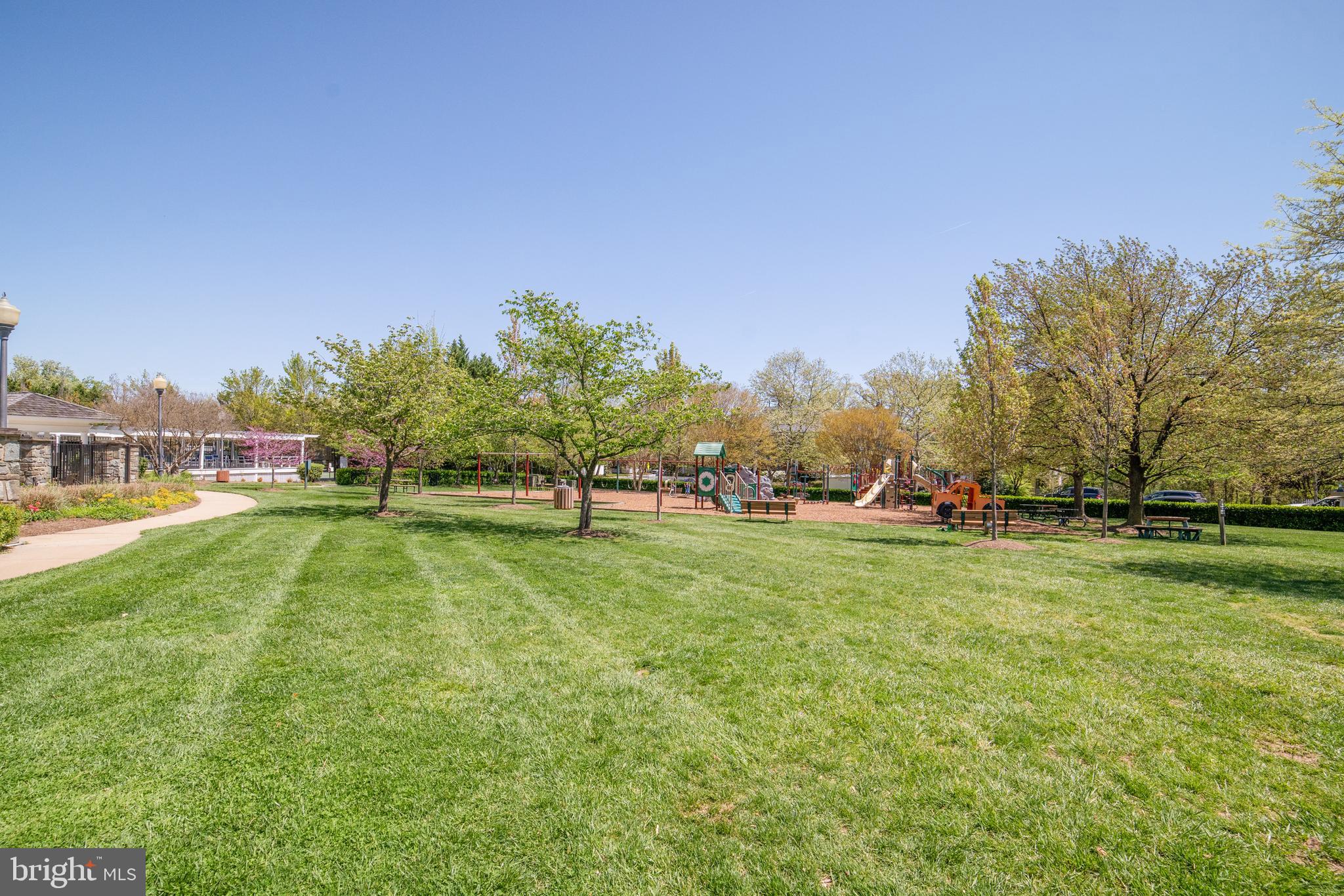 110 RIDGEPOINT PLACE