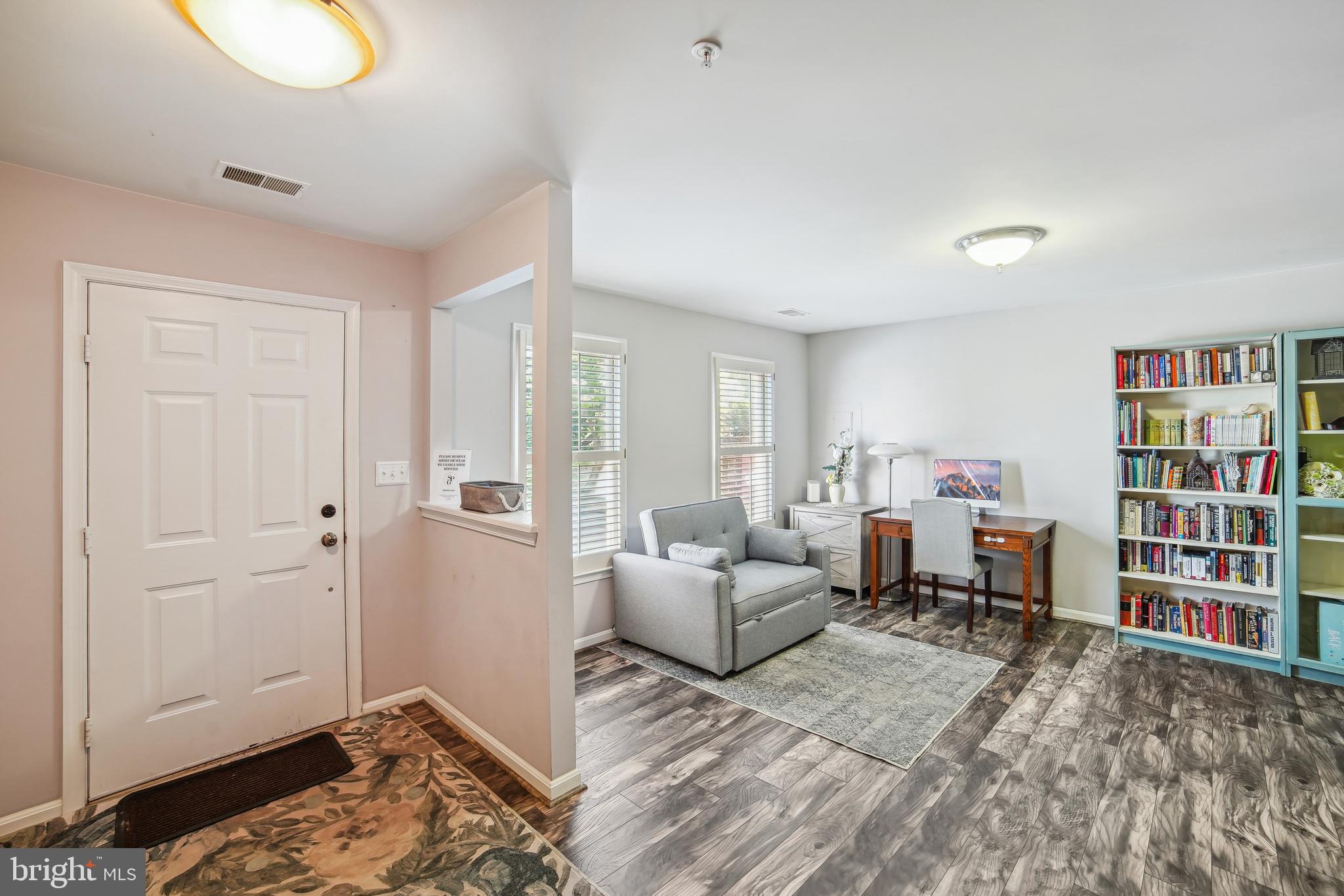 110 RIDGEPOINT PLACE