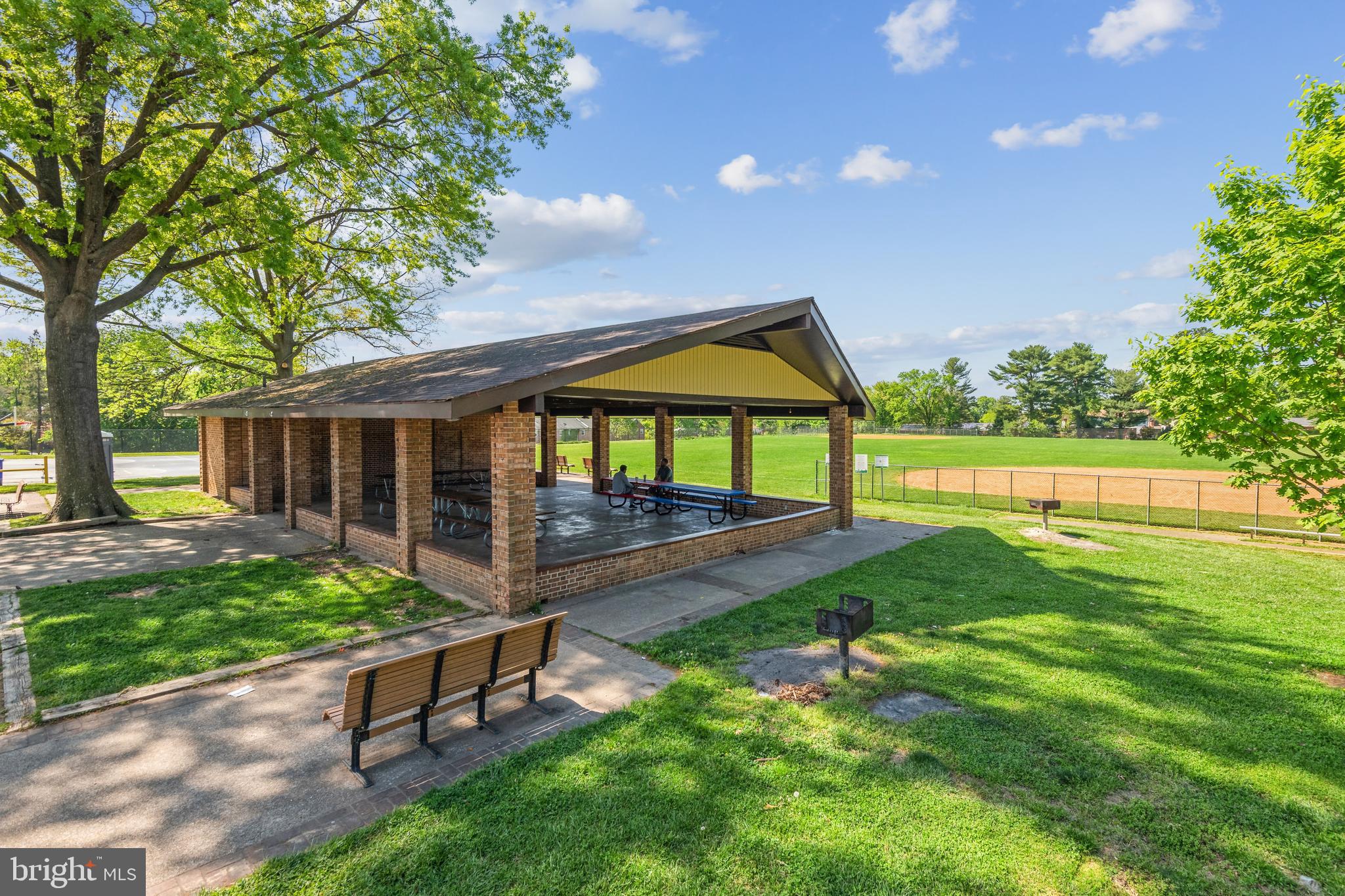 1513 WINDHAM LANE