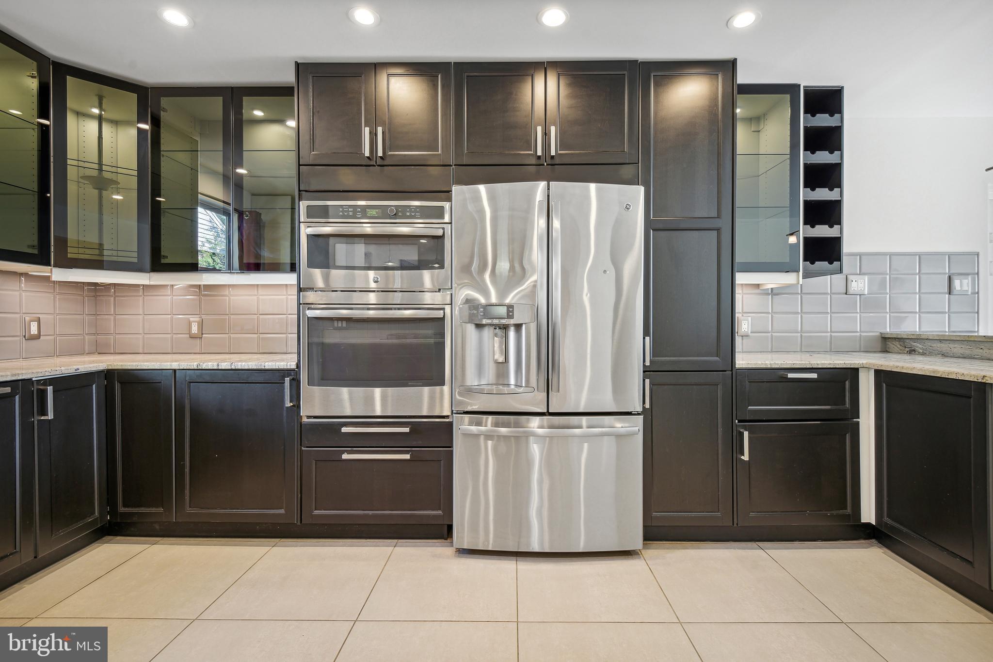 1513 WINDHAM LANE
