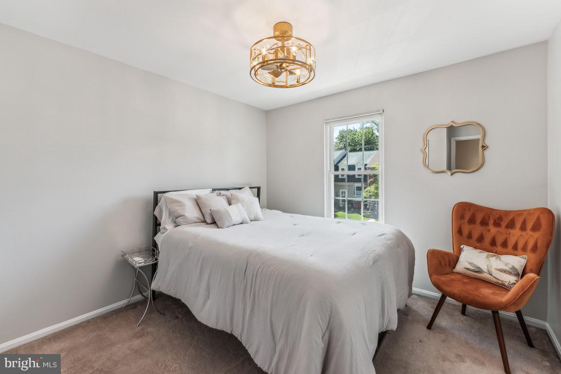 1903 BRIGHTLEAF COURT