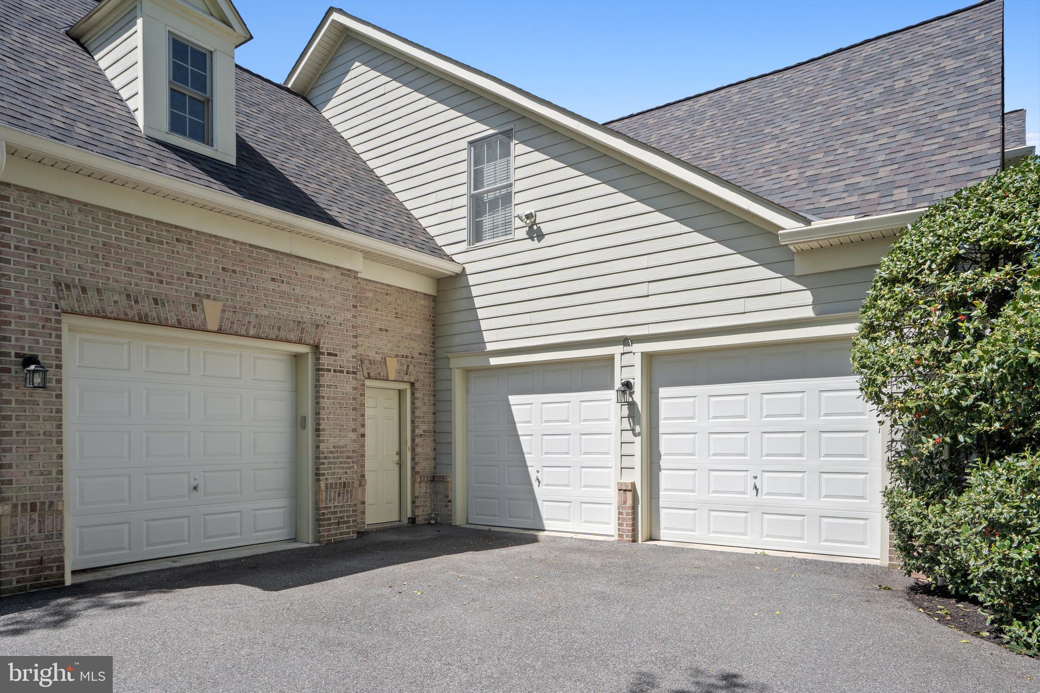 9015 MAGRUDER KNOLLS COURT