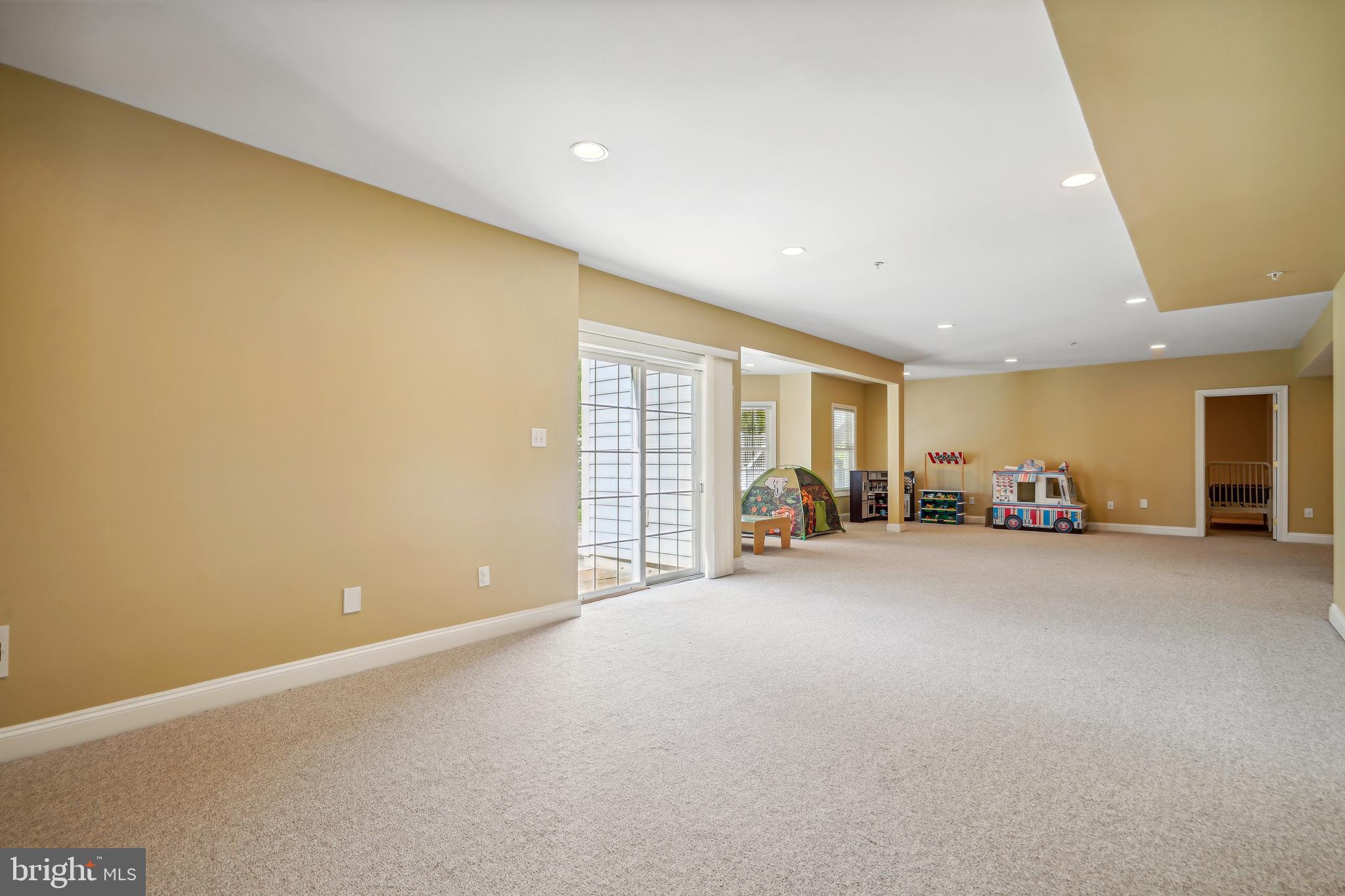 9015 MAGRUDER KNOLLS COURT
