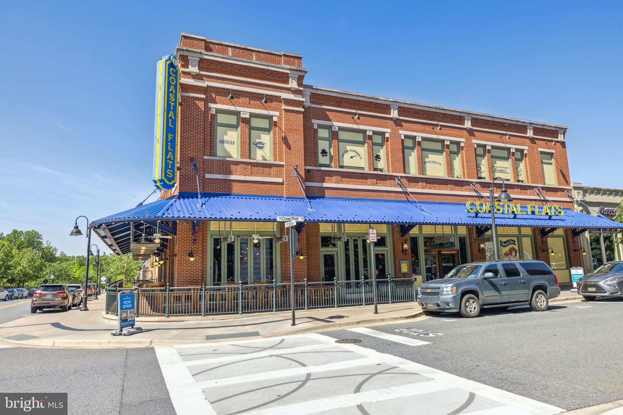 16 HIBISCUS COURT 1-8