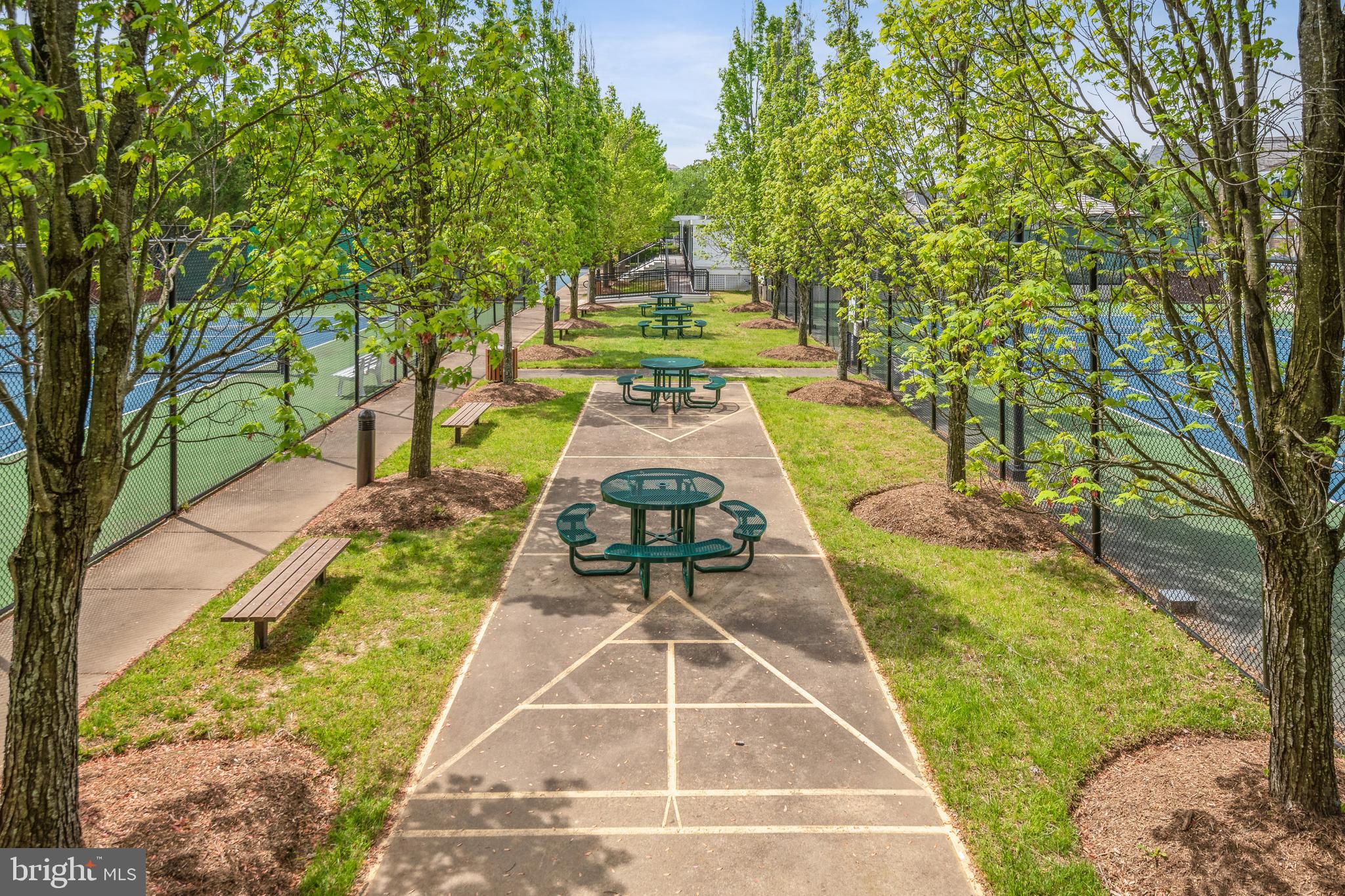 406 KENTLANDS BOULEVARD 304