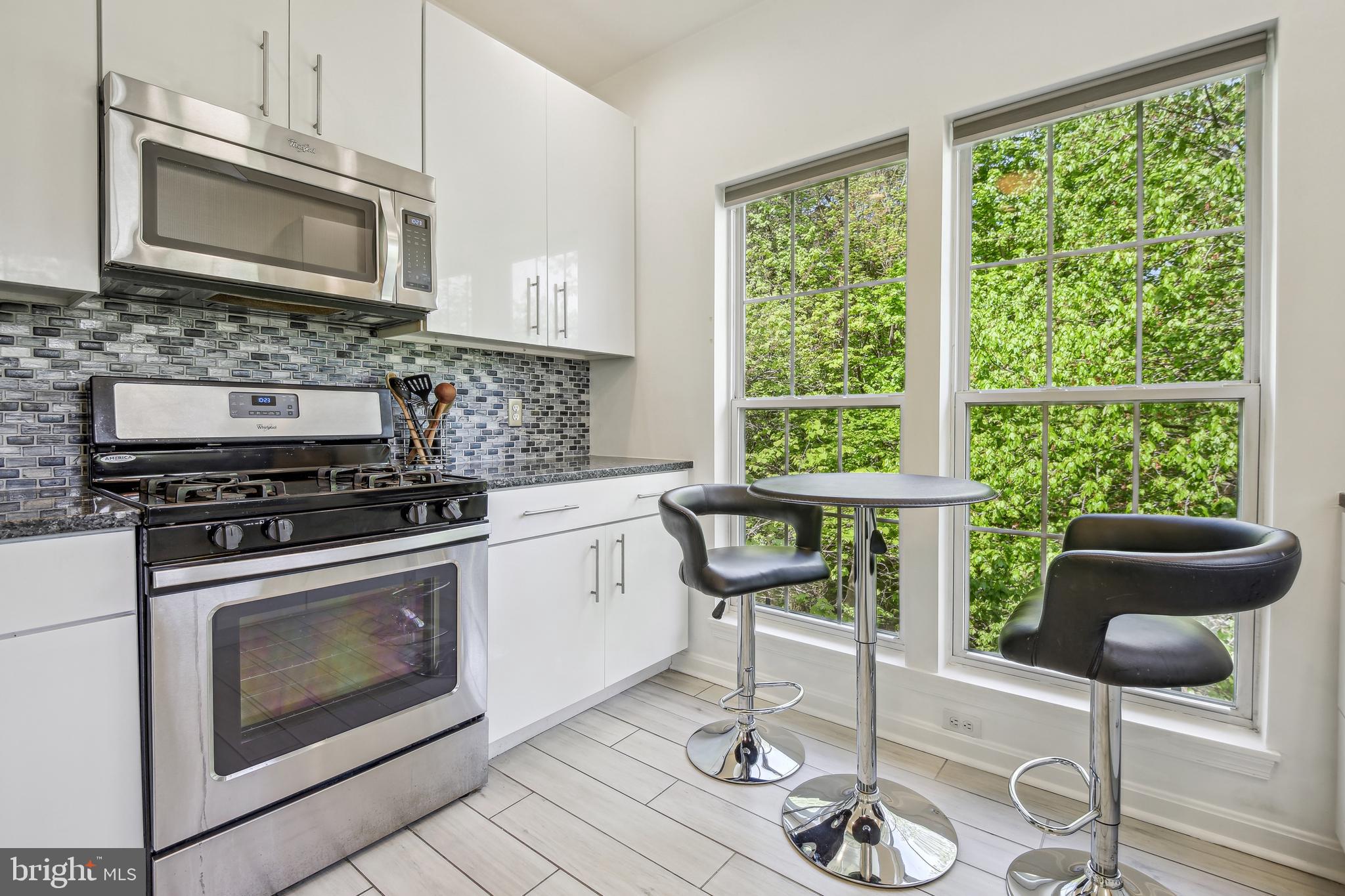 406 KENTLANDS BOULEVARD 304