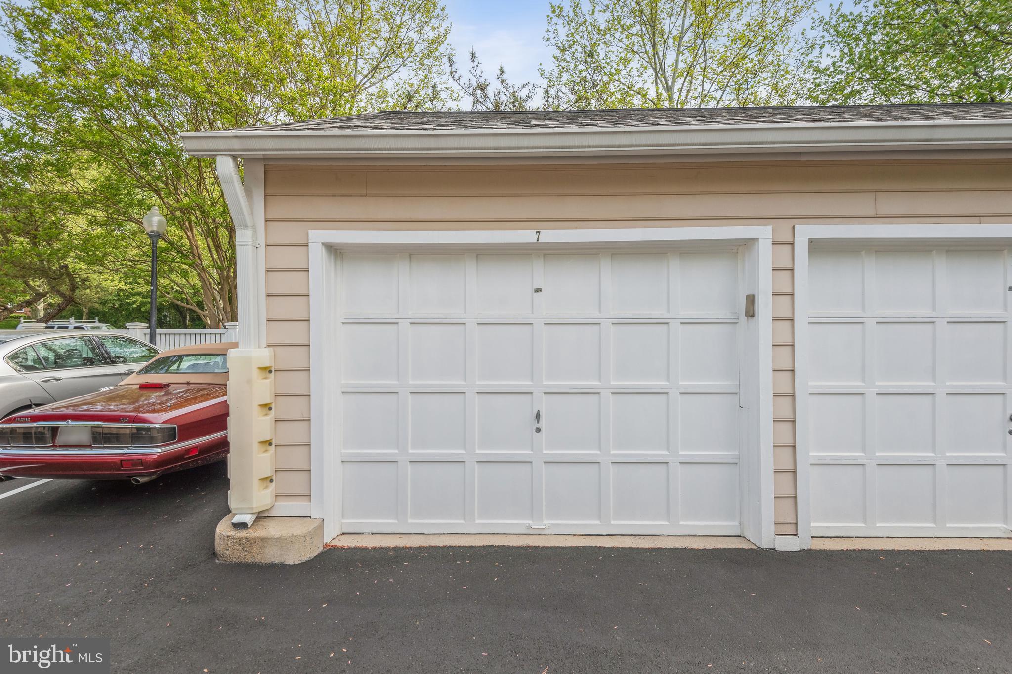 406 KENTLANDS BOULEVARD 304