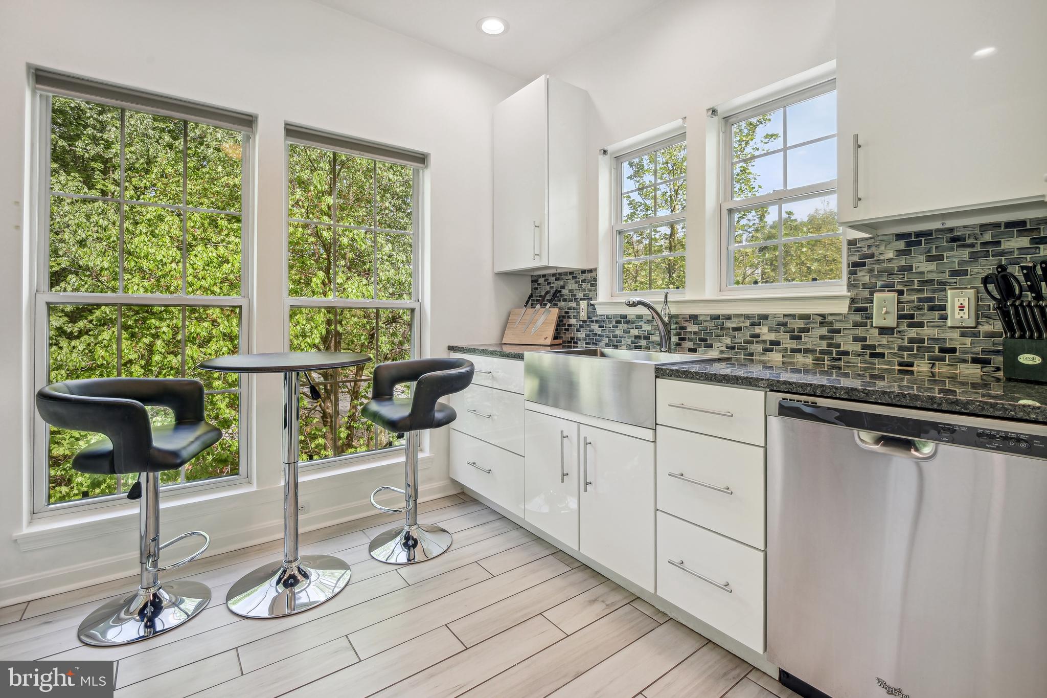 406 KENTLANDS BOULEVARD 304