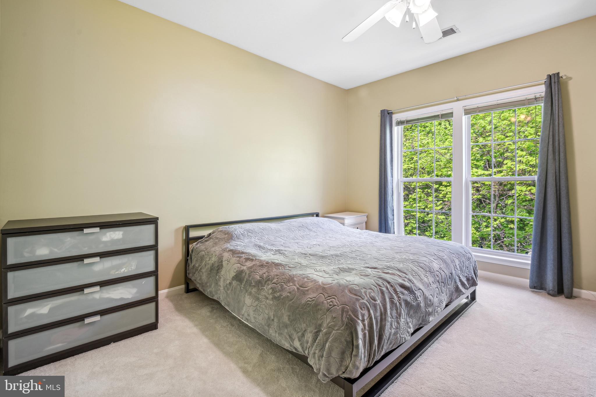 406 KENTLANDS BOULEVARD 304