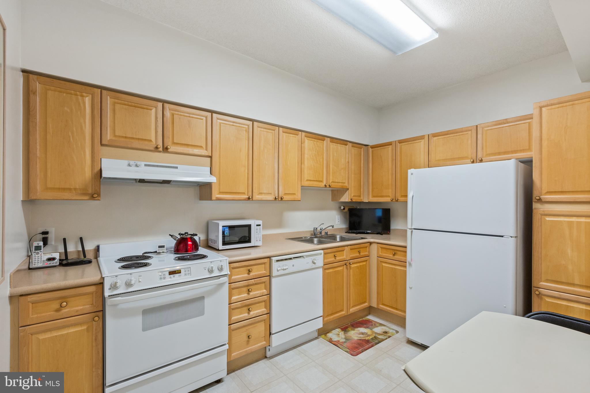 3200 N LEISURE WORLD BOULEVARD 1014