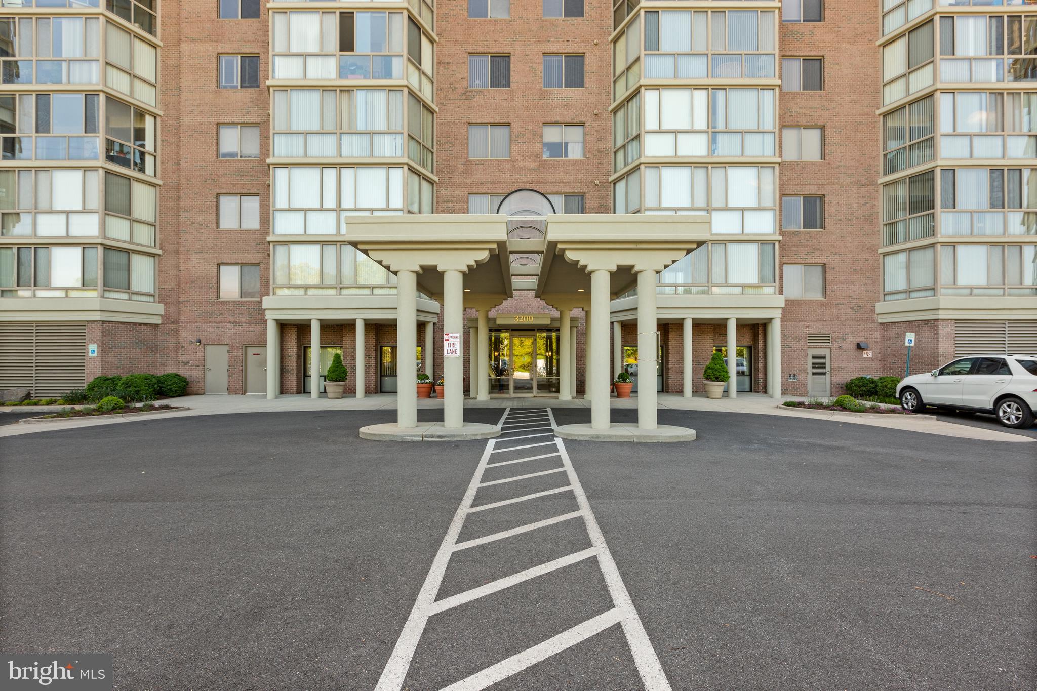 3200 N LEISURE WORLD BOULEVARD 1014