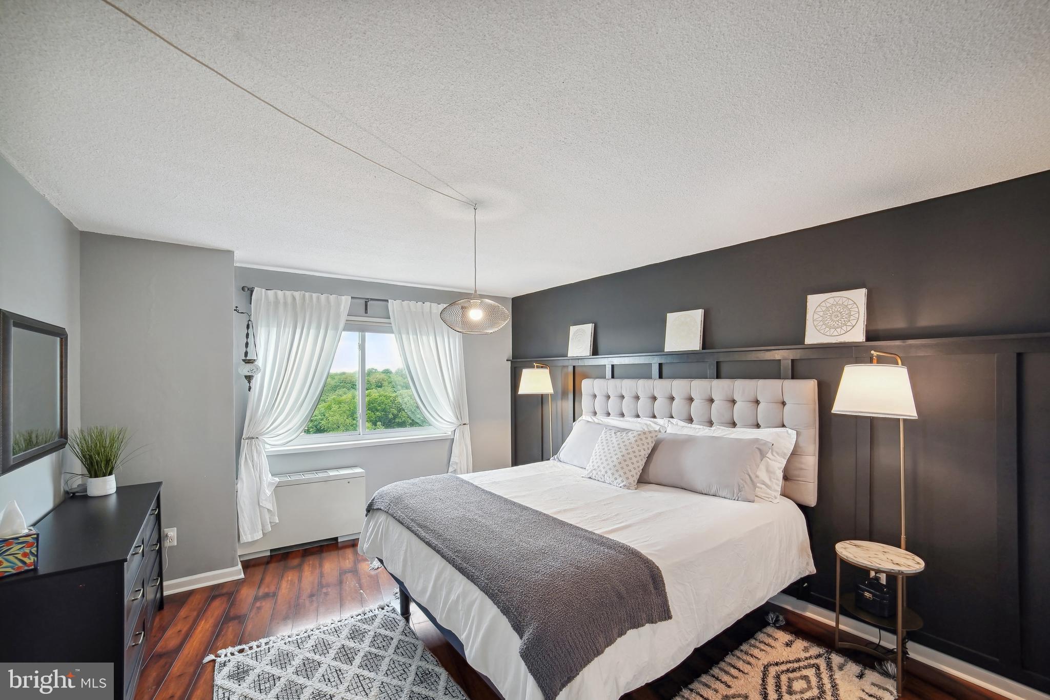 1121 UNIVERSITY BOULEVARD W 1010-B