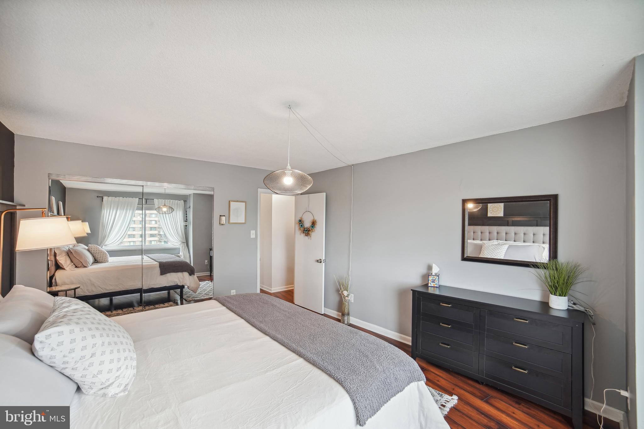 1121 UNIVERSITY BOULEVARD W 1010-B