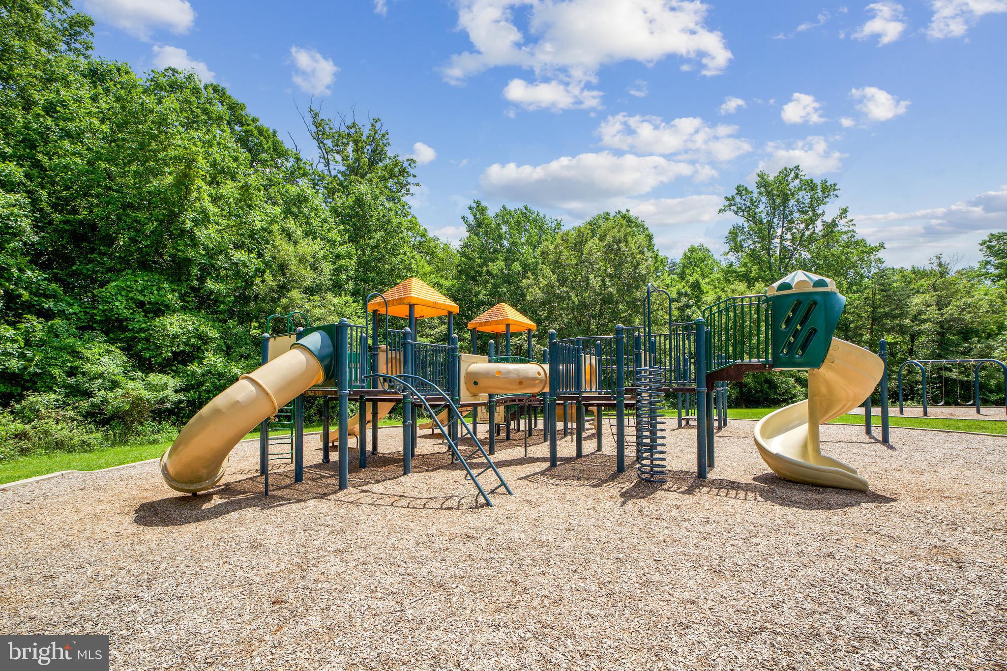 3905 CHELSEA PARK LANE 9