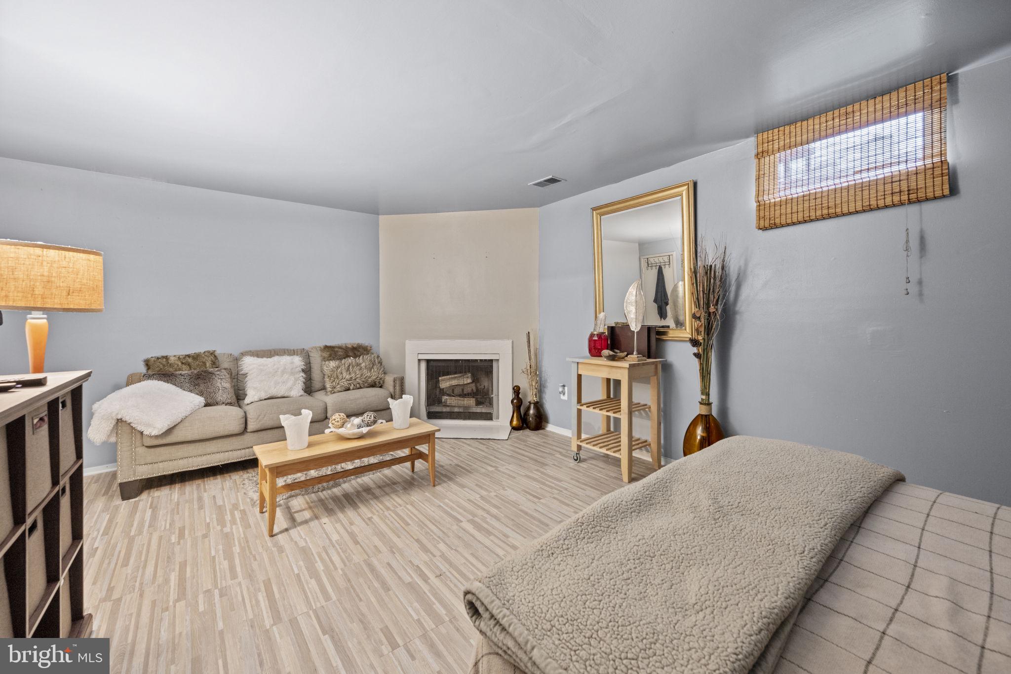 503 MANDOLIN COURT