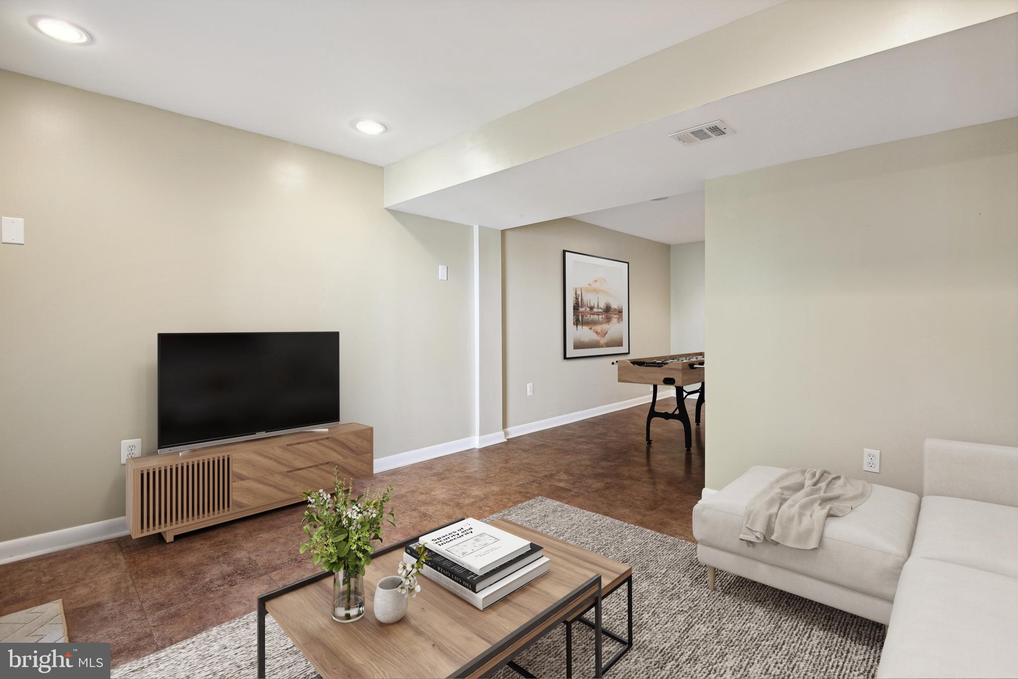 9225 BROADWATER DRIVE