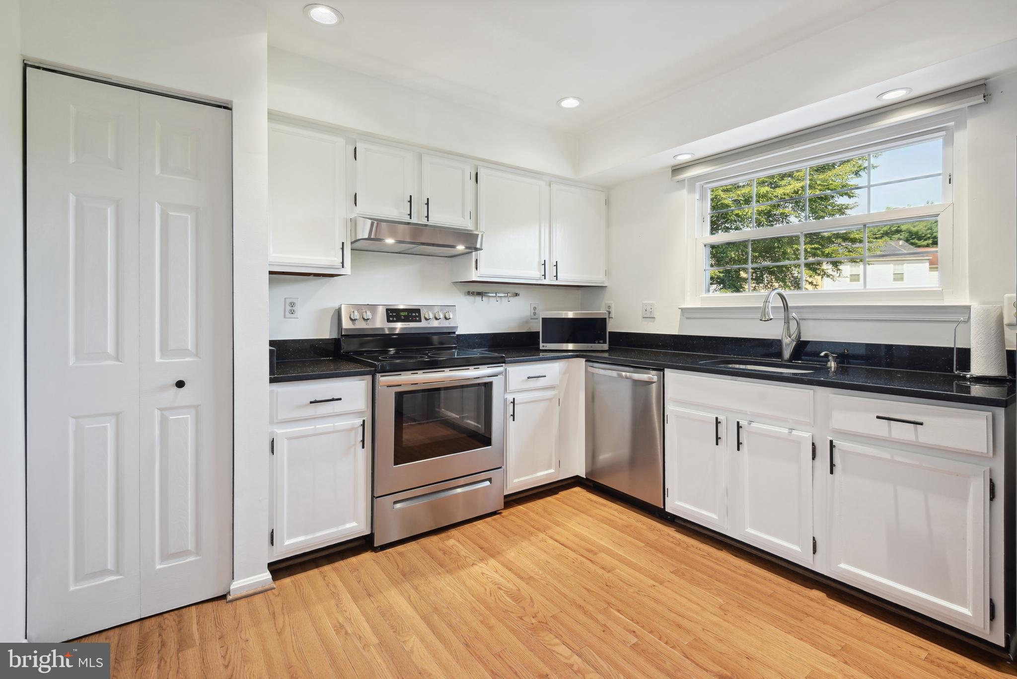 9225 BROADWATER DRIVE