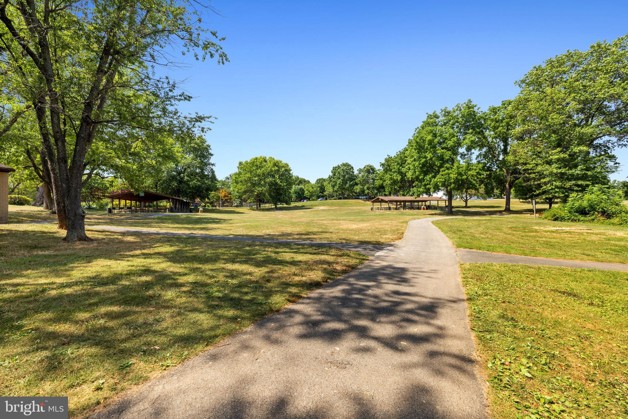 316 W DEER PARK ROAD 1-B