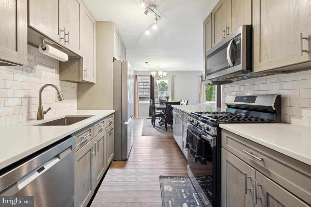 316 W DEER PARK ROAD 1-B