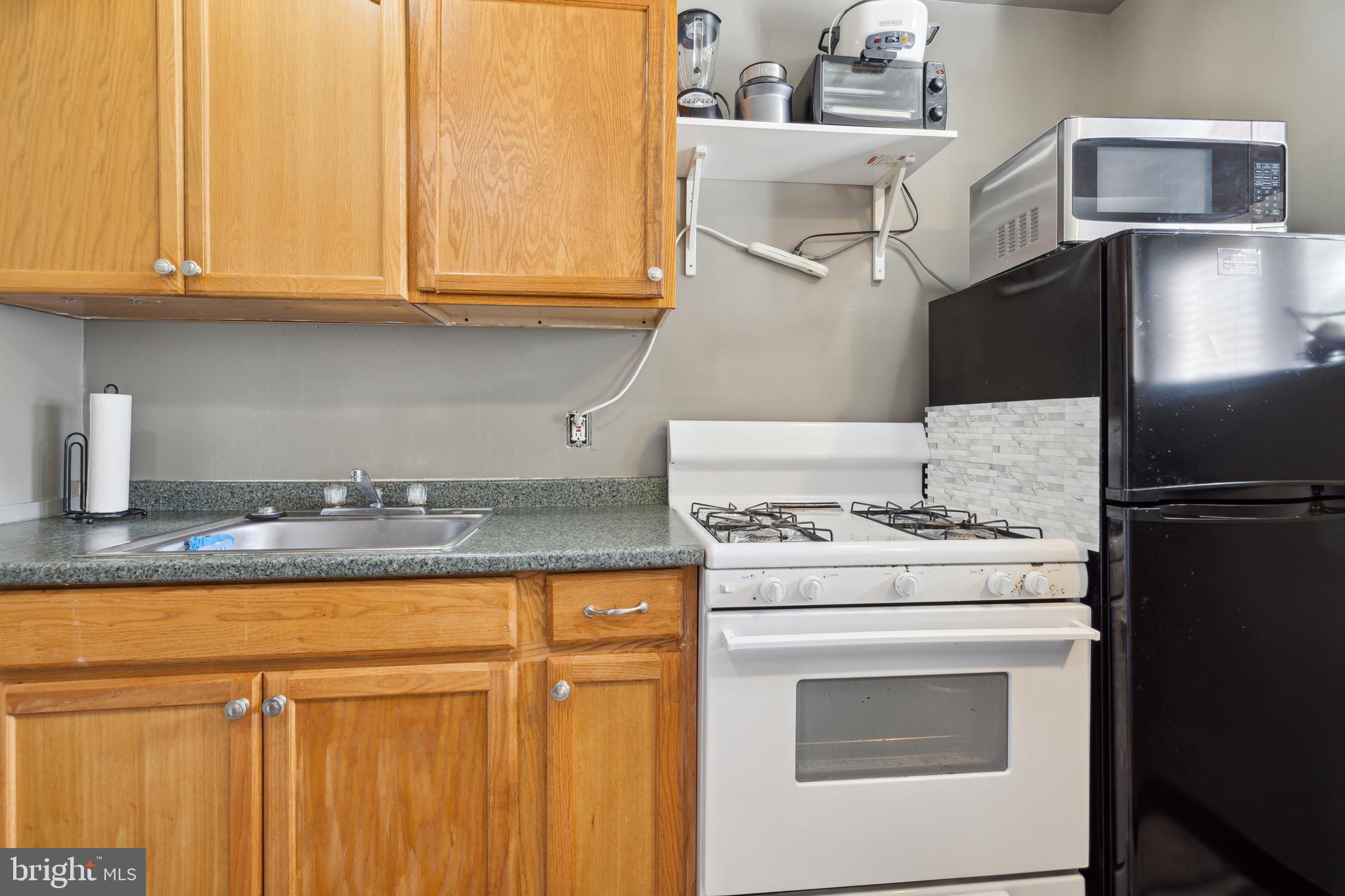 316 W DEER PARK ROAD 1-B