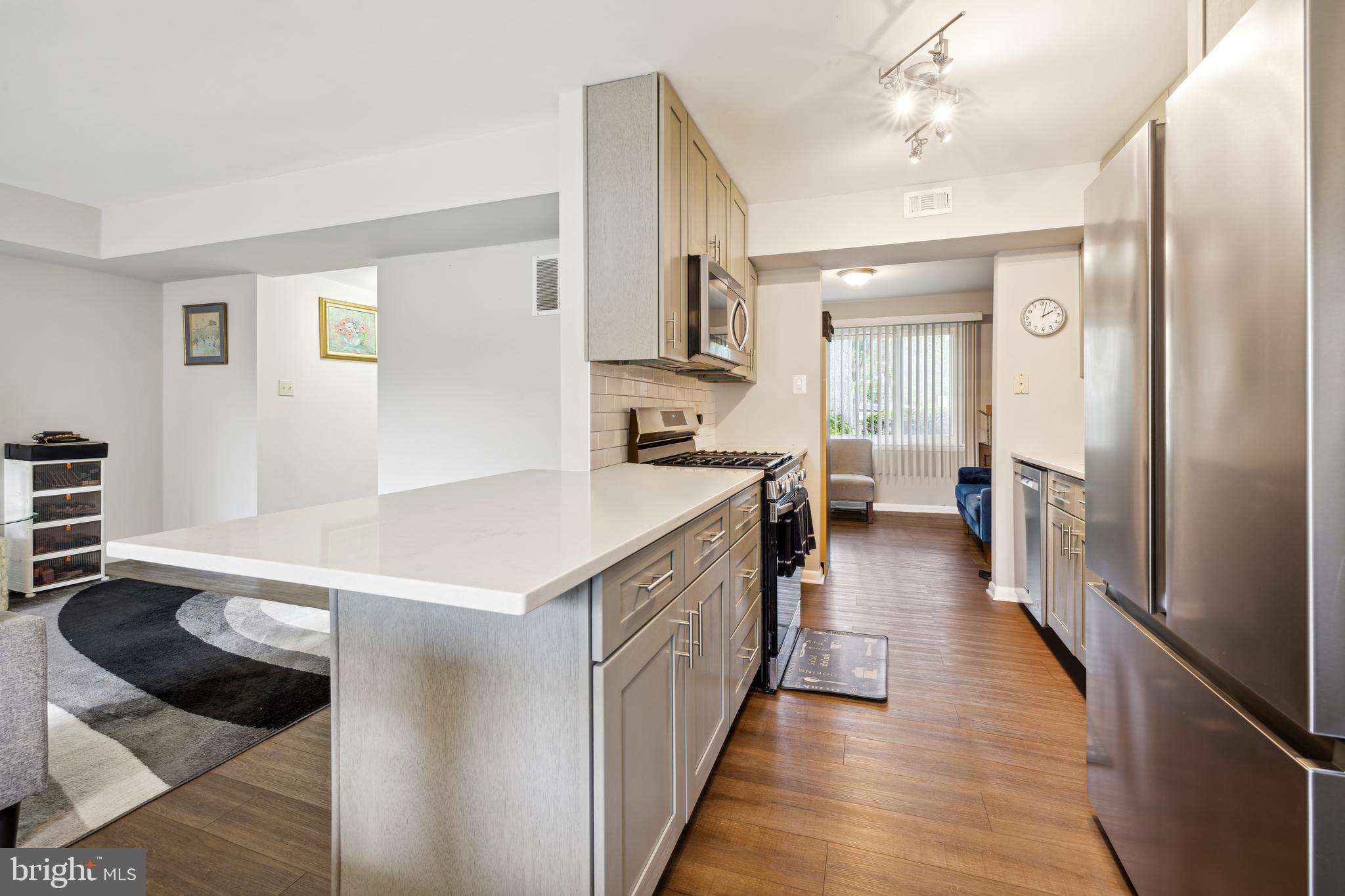 316 W DEER PARK ROAD 1-B