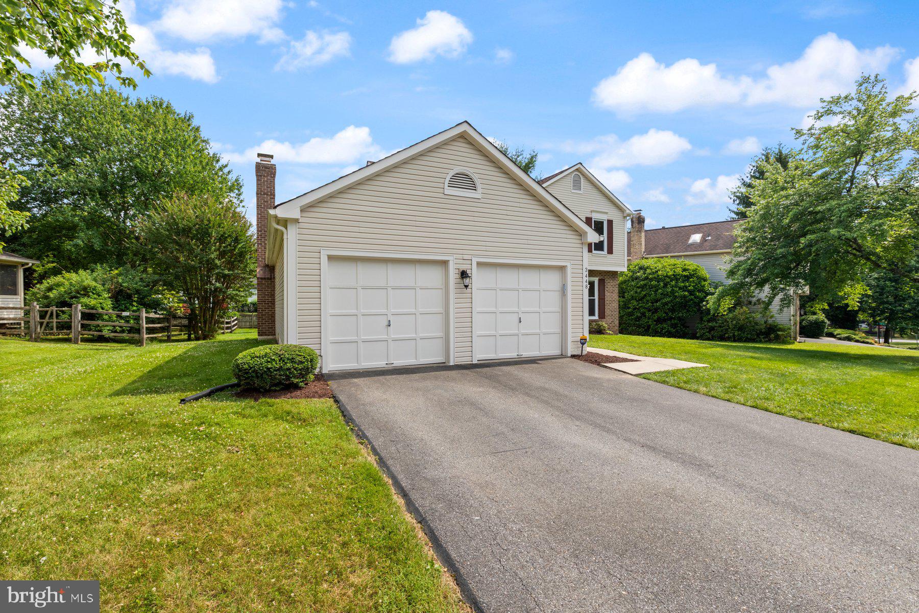 3448 DARTMOOR LANE