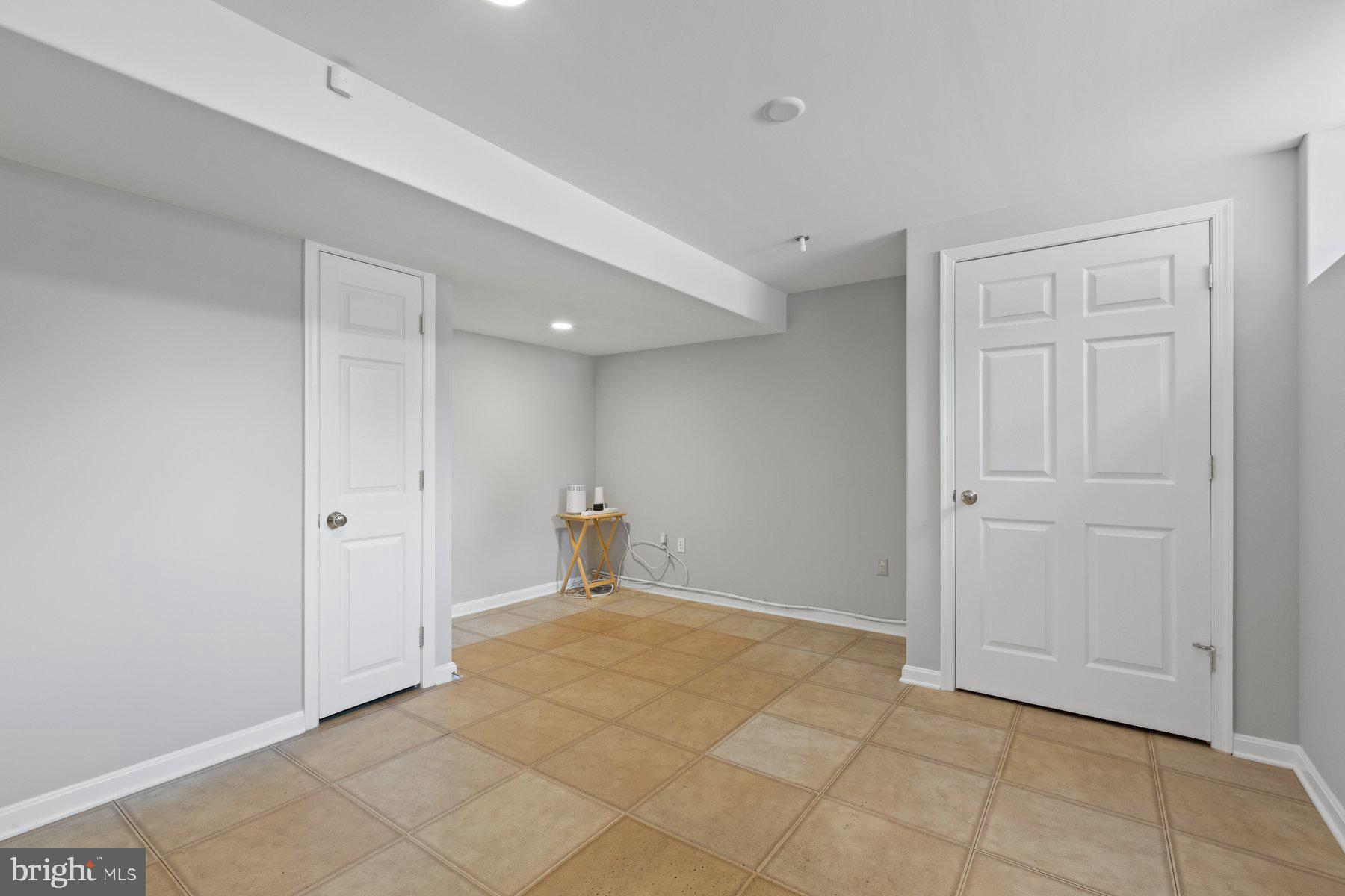 3448 DARTMOOR LANE