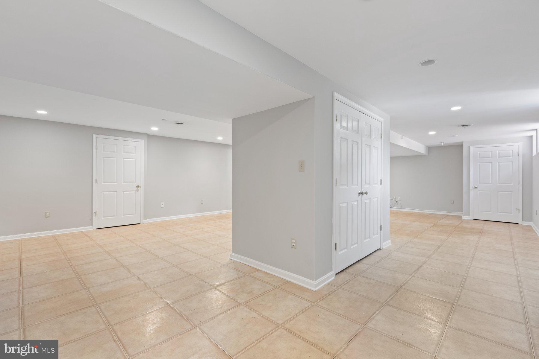 3448 DARTMOOR LANE