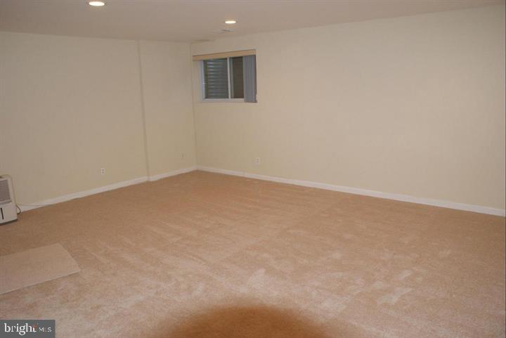 268 NEW MARK ESPLANADE