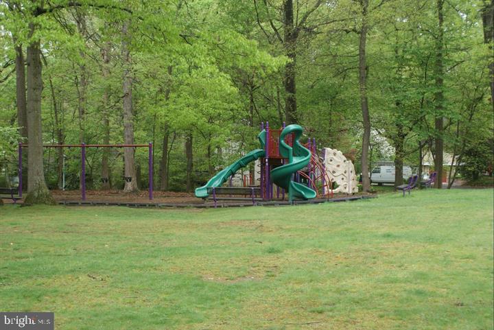 268 NEW MARK ESPLANADE