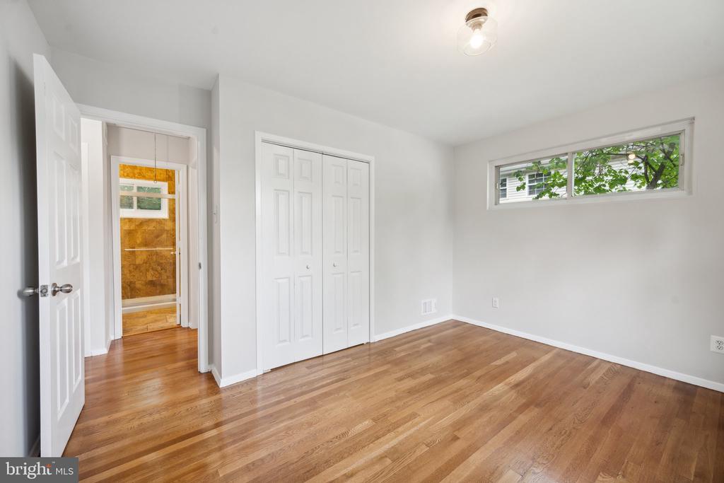 514 WOODBURN ROAD