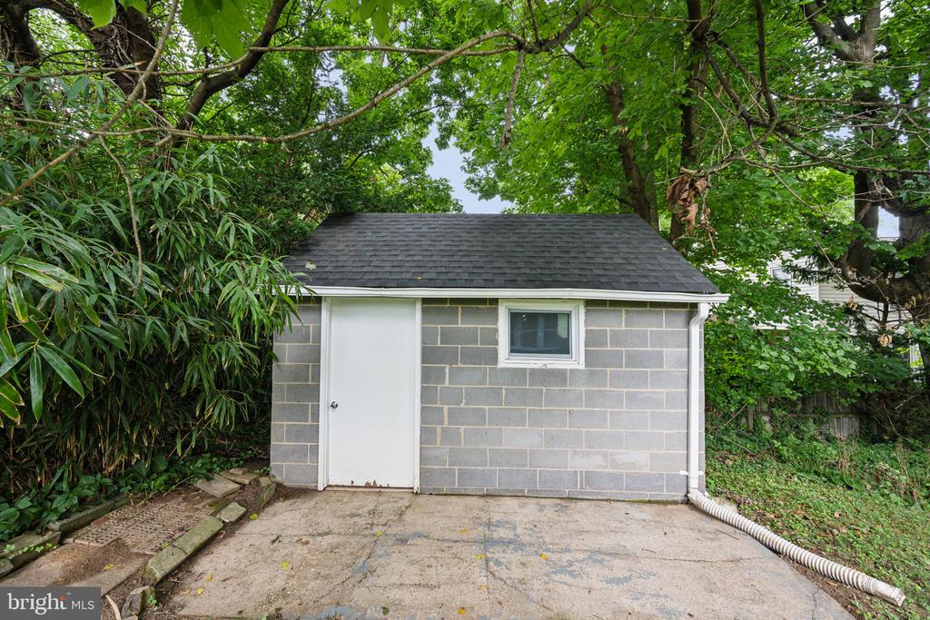514 WOODBURN ROAD