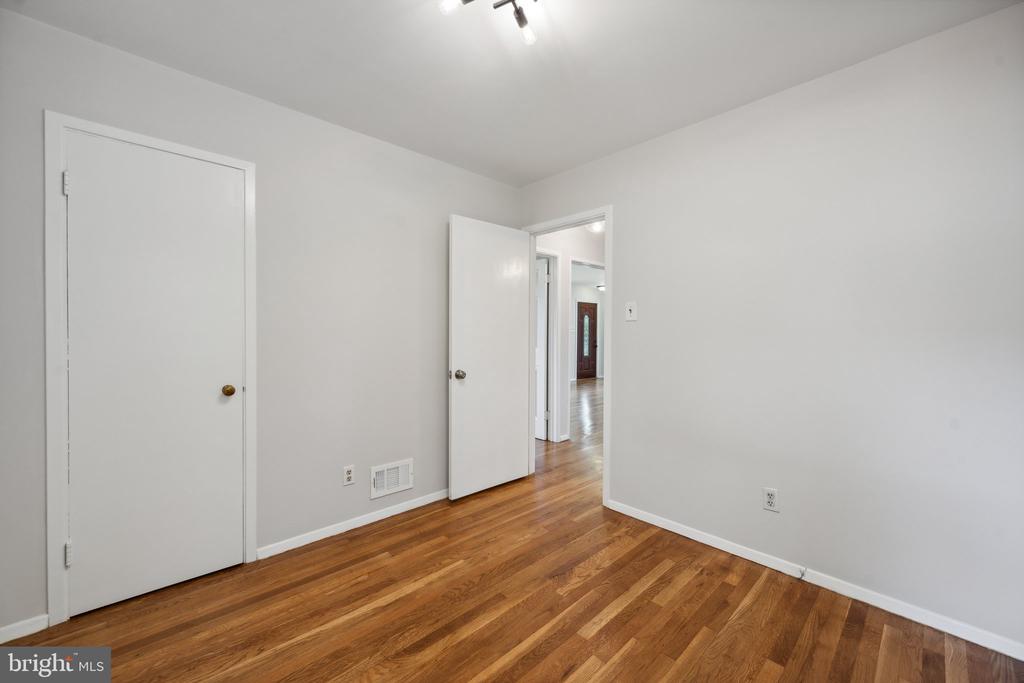 514 WOODBURN ROAD