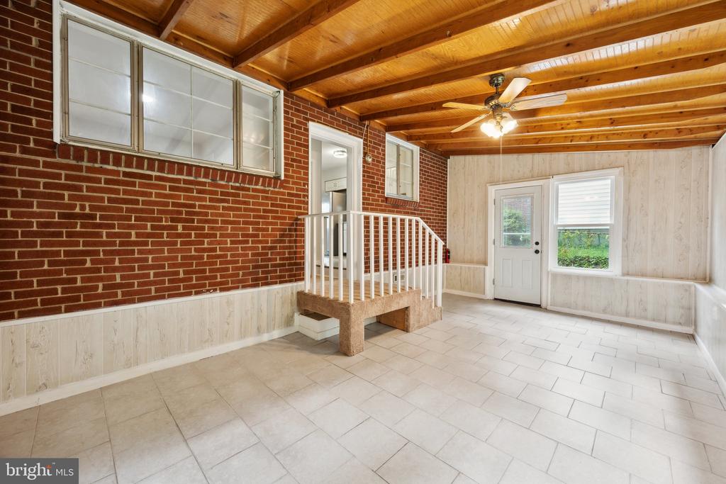 514 WOODBURN ROAD