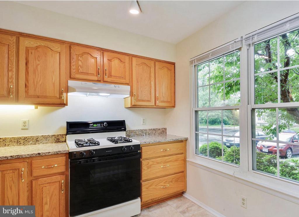 8139 HALLMARK PLACE