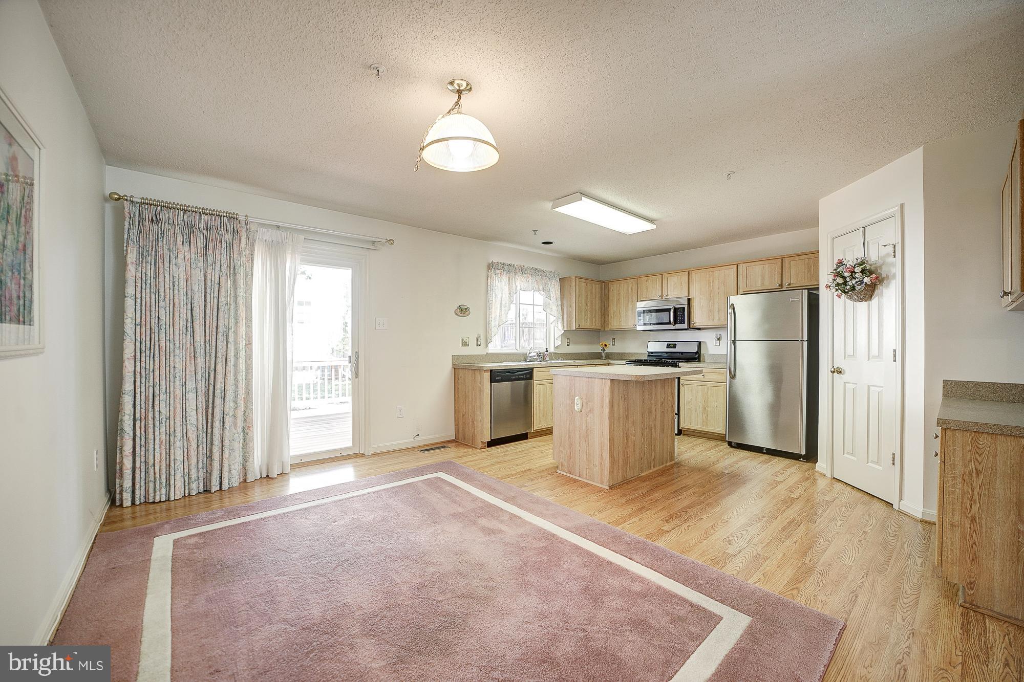 7 COTTAGE FIELD COURT