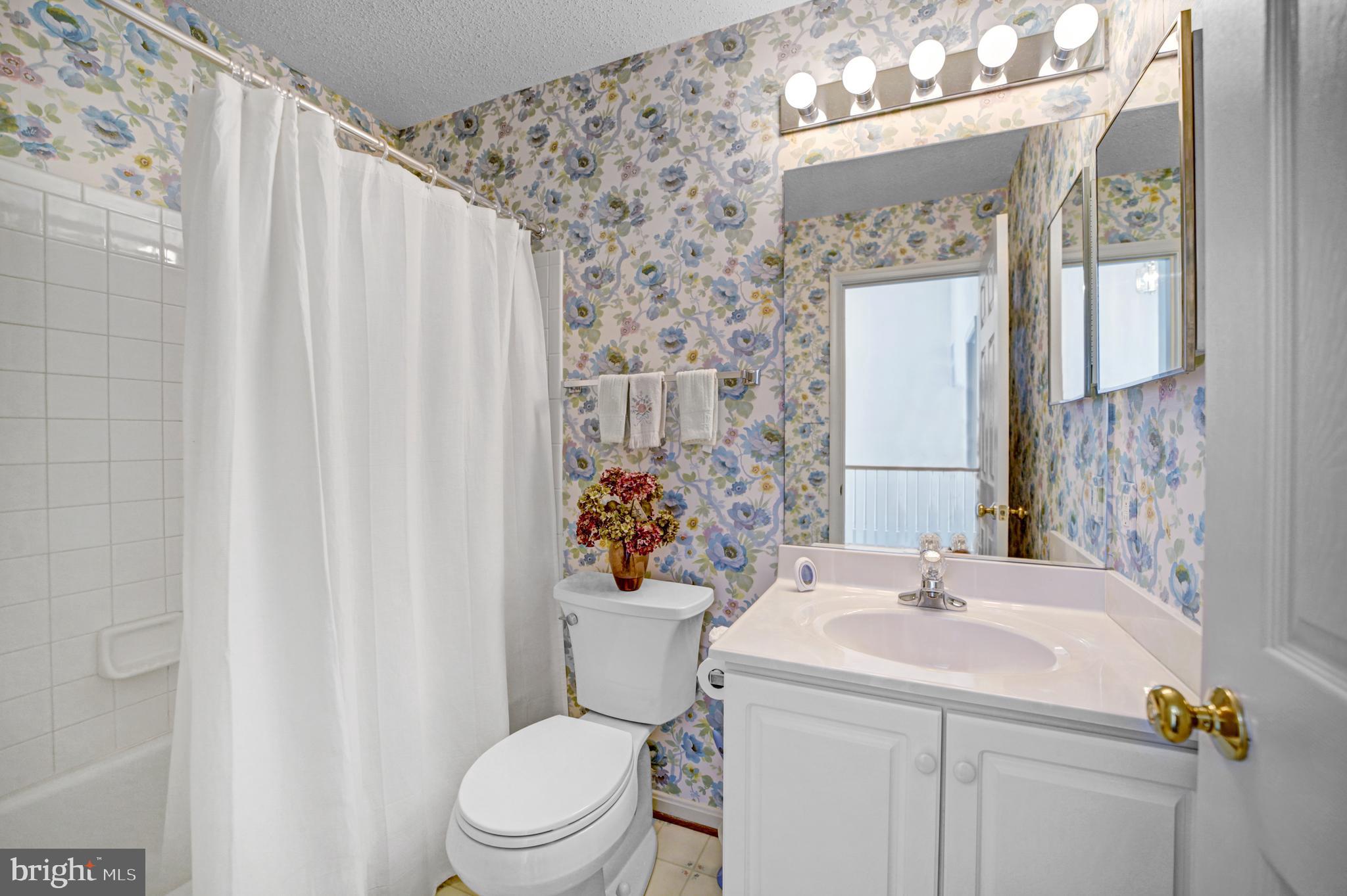 7 COTTAGE FIELD COURT