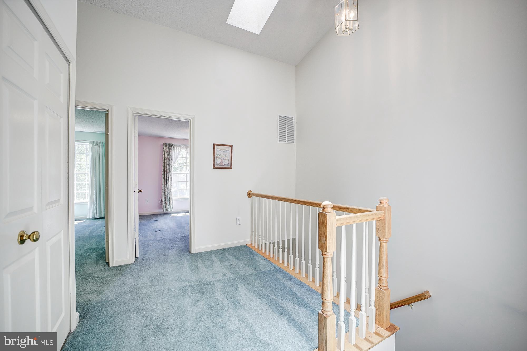 7 COTTAGE FIELD COURT