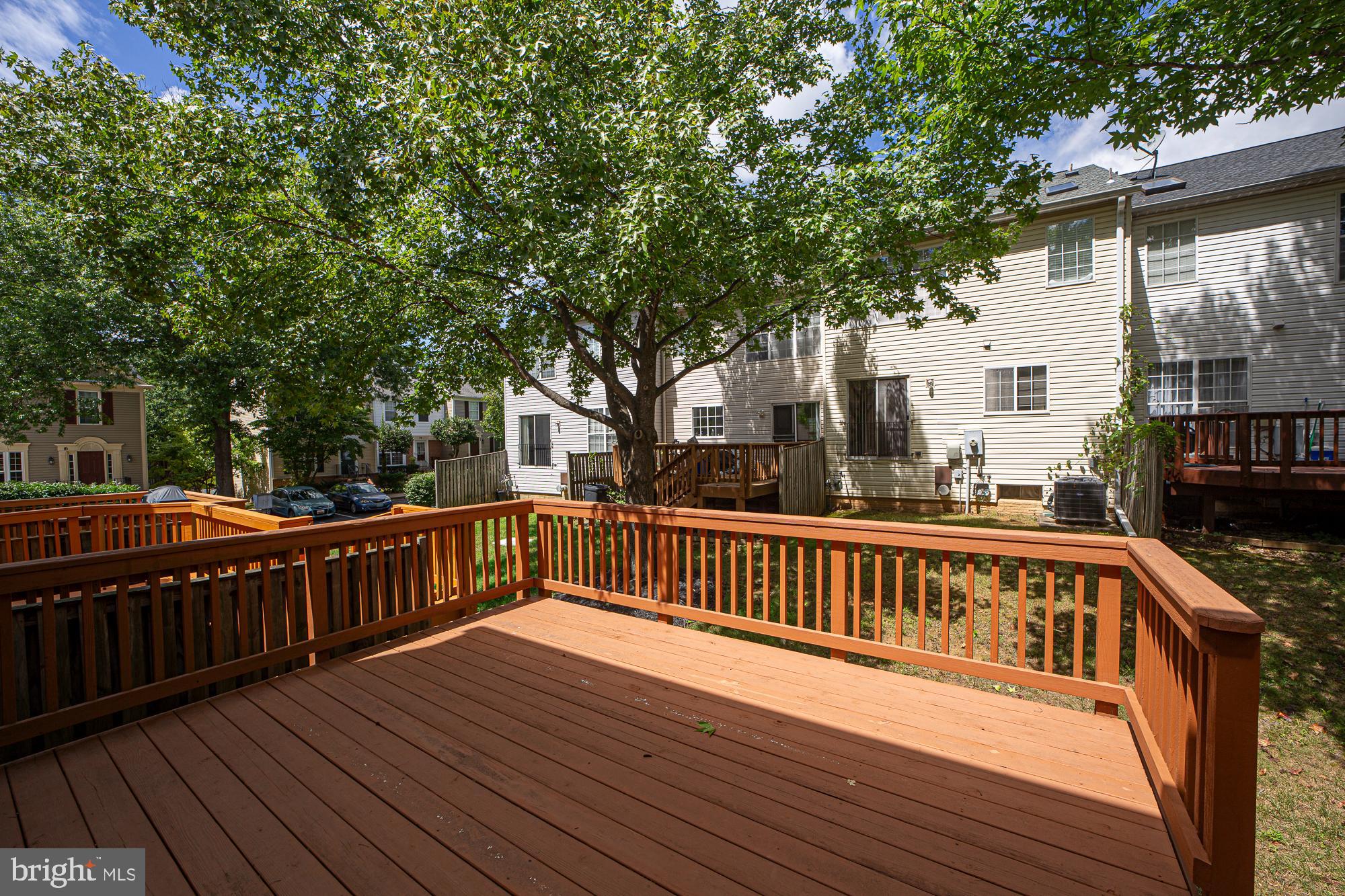 7 COTTAGE FIELD COURT