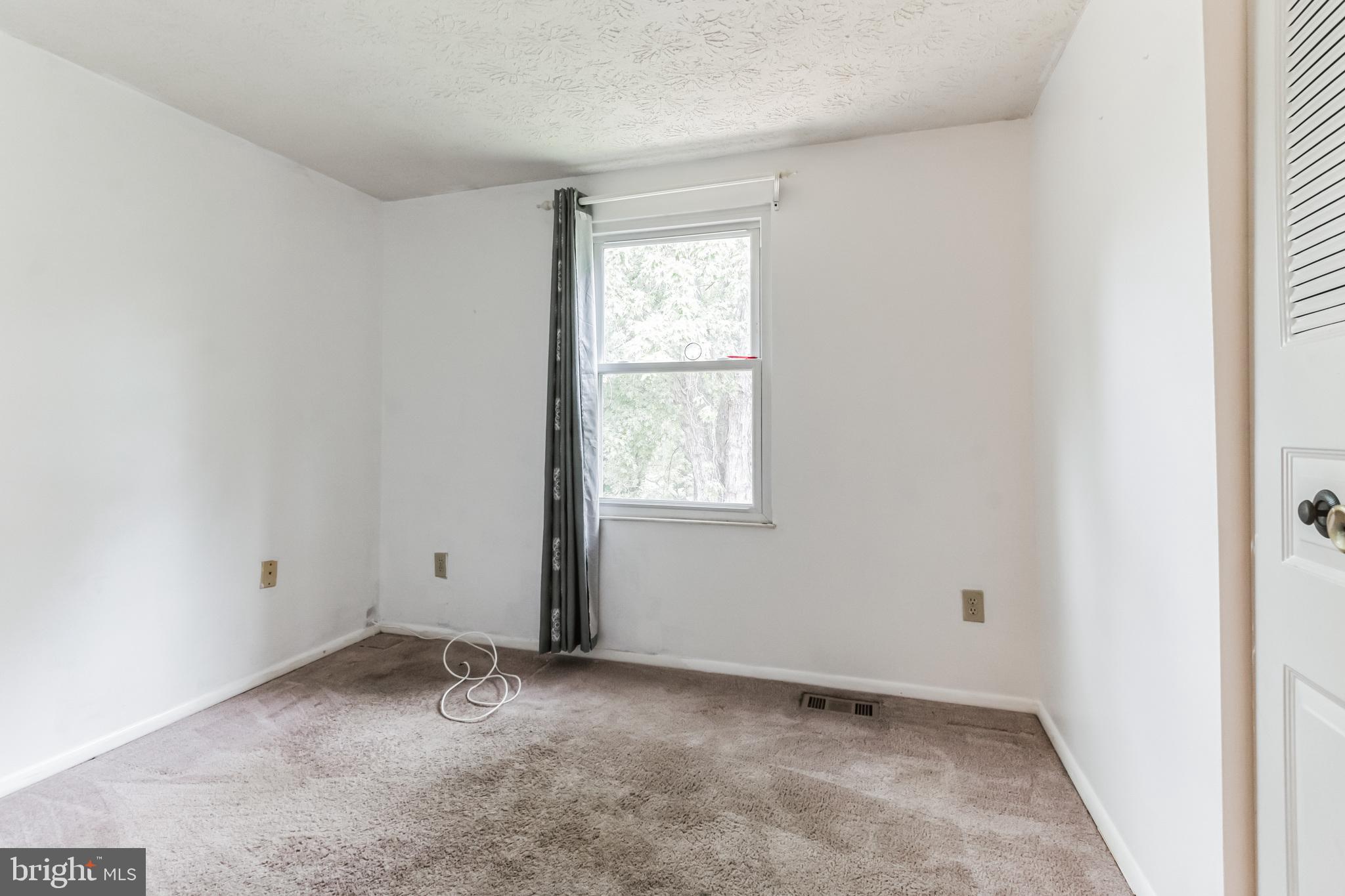 1316 SWINGINGDALE DRIVE