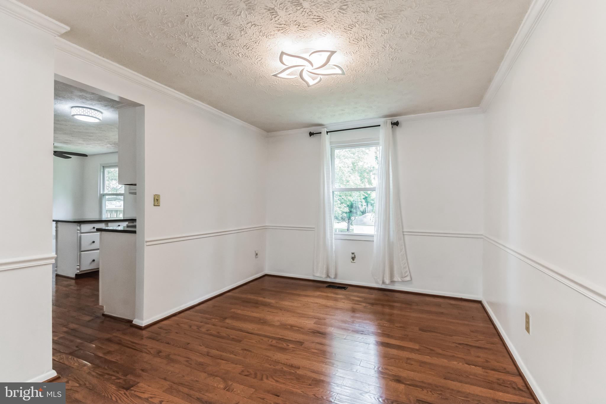 1316 SWINGINGDALE DRIVE