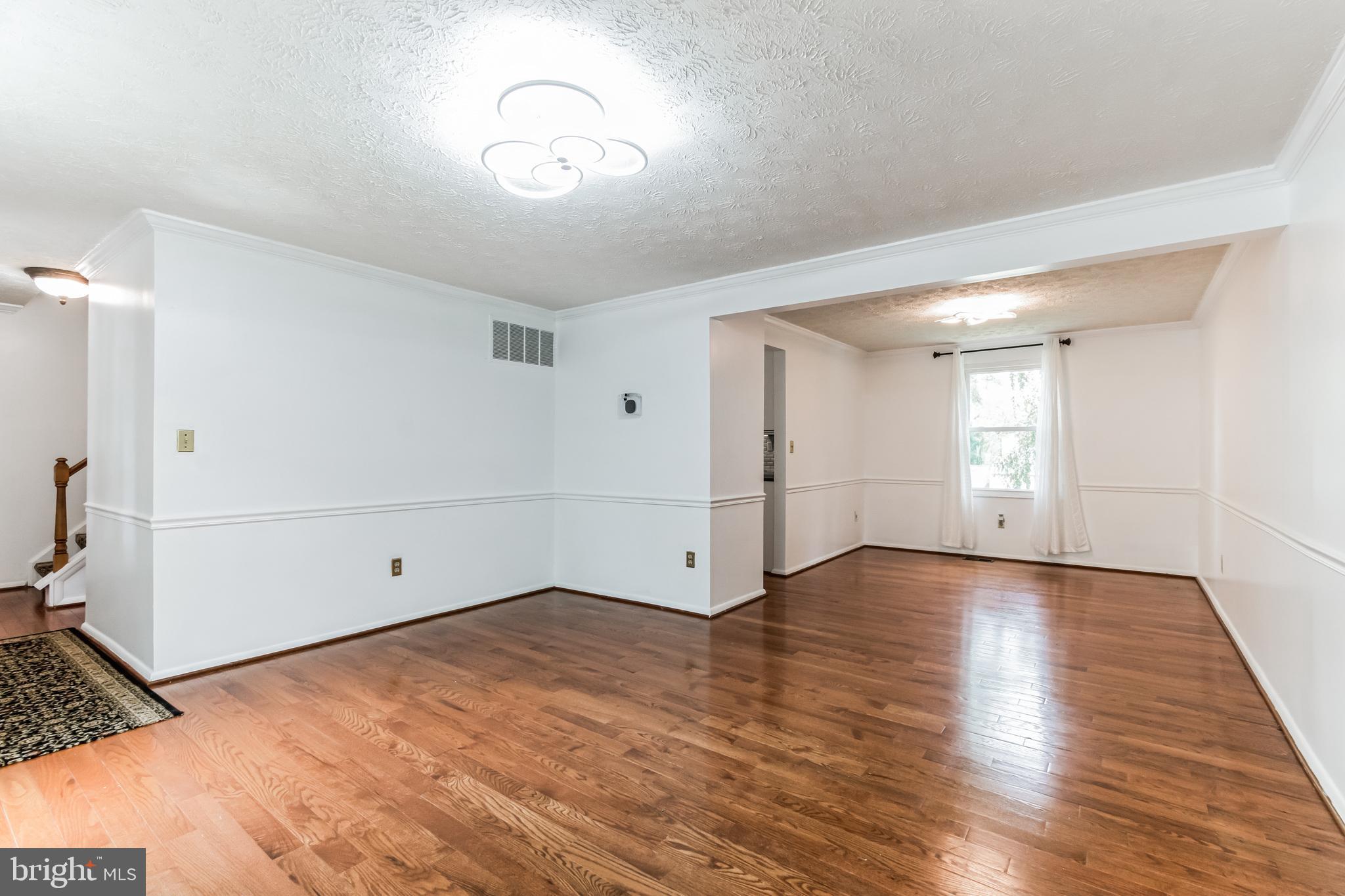 1316 SWINGINGDALE DRIVE