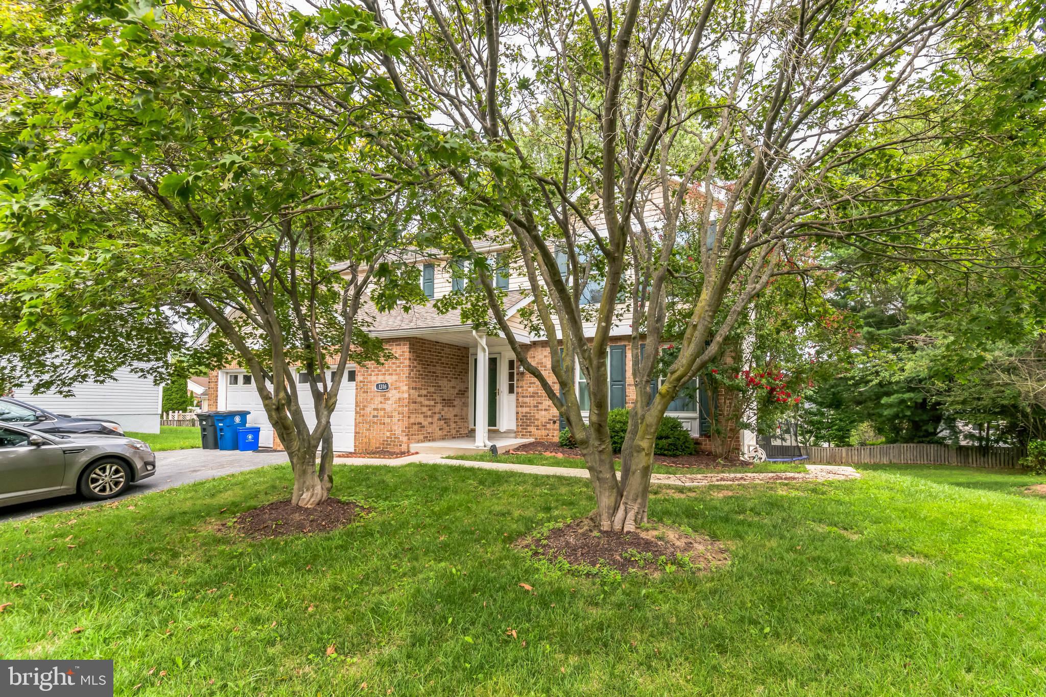 1316 SWINGINGDALE DRIVE