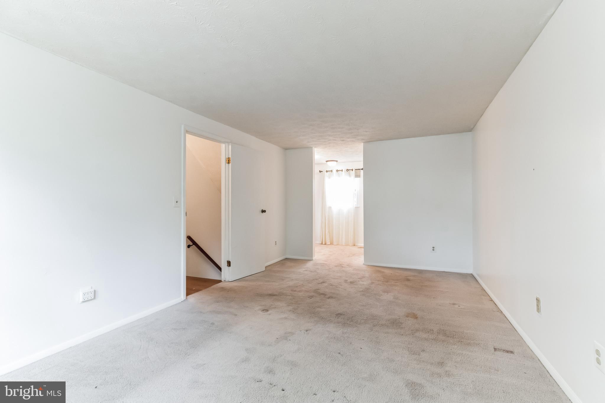 1316 SWINGINGDALE DRIVE