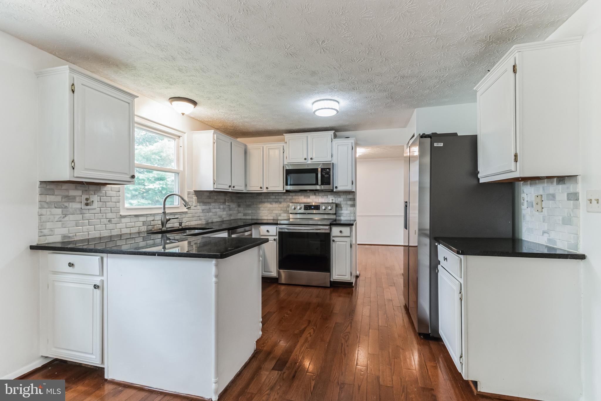 1316 SWINGINGDALE DRIVE