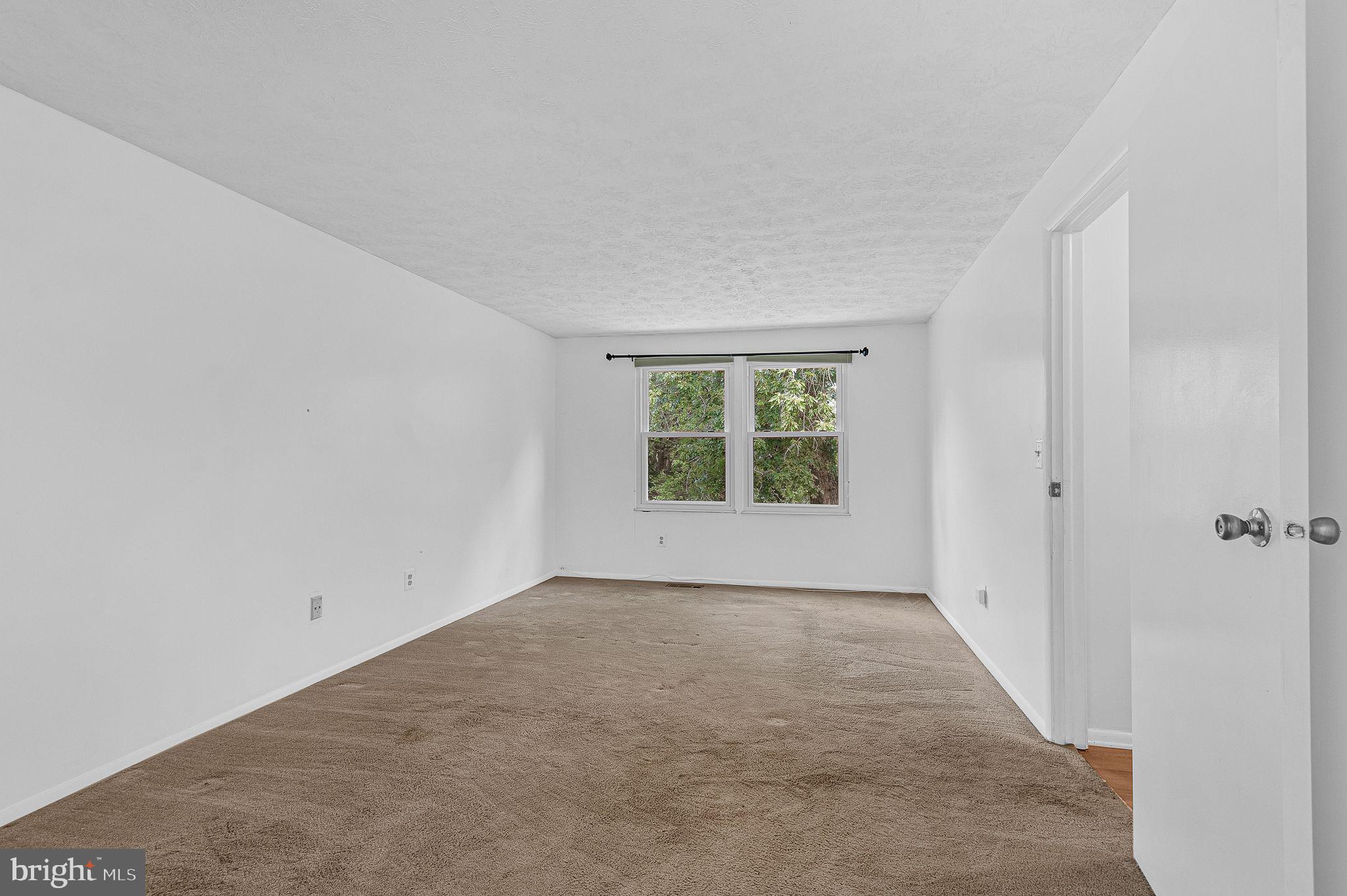 1316 SWINGINGDALE DRIVE